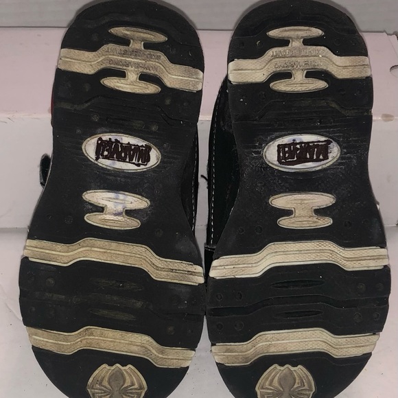 Marvel Spider-Man Sneakers Toddler Sz 8 Velcro Closure Black Red lite-up135639 - Picture 7 of 7